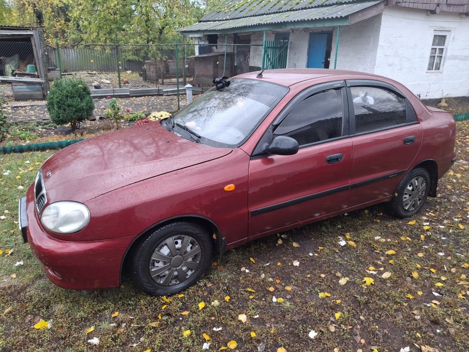 Продам авто DAEWOO SENS 1.3