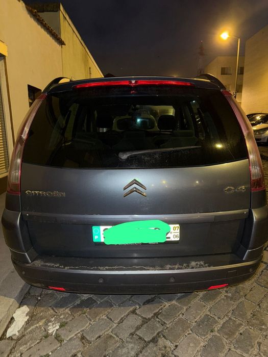 Carrinha de 7 lugares