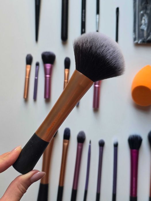 Пензлі для макіяжу real techniques, mac, inglot, beauty blender