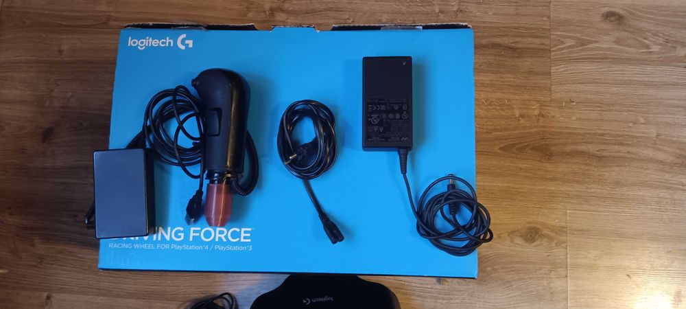 Kierownica Logitech G29 + Shifter + Stojak + Shifter SKRS MAN