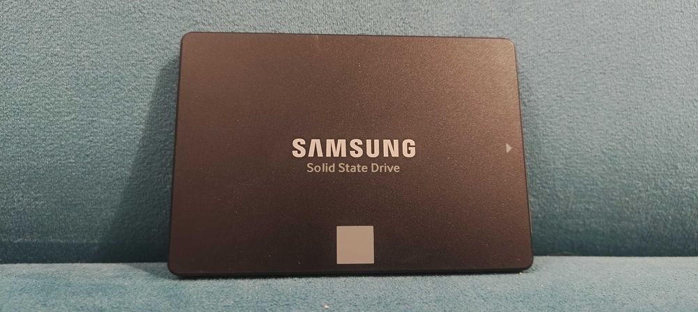 Samsung SSD 860 EVO 1TB – stan jak nowy