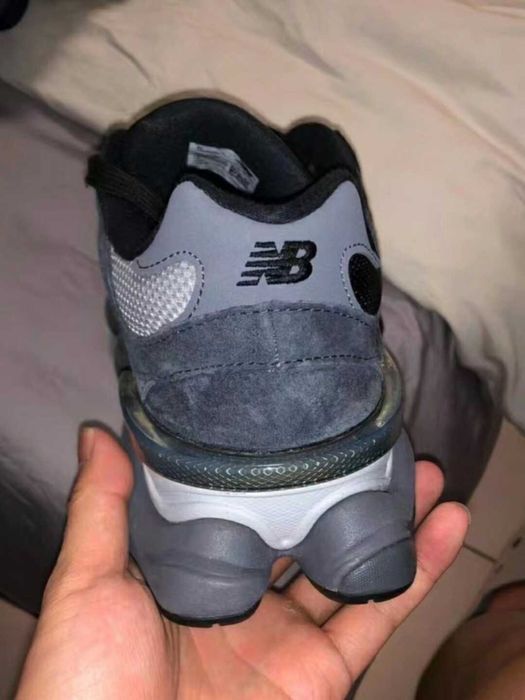 Buty damskie Trampk New Balance 9060 Black Castlerock Grey R.43