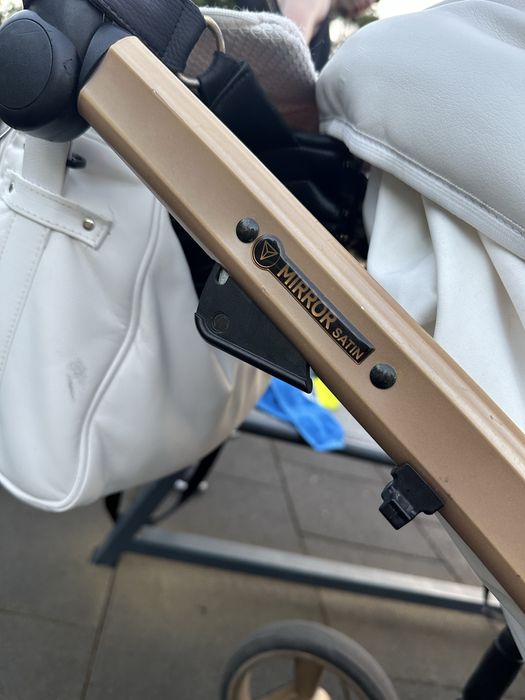 Коляска 2в1 Junama Mirror Satin