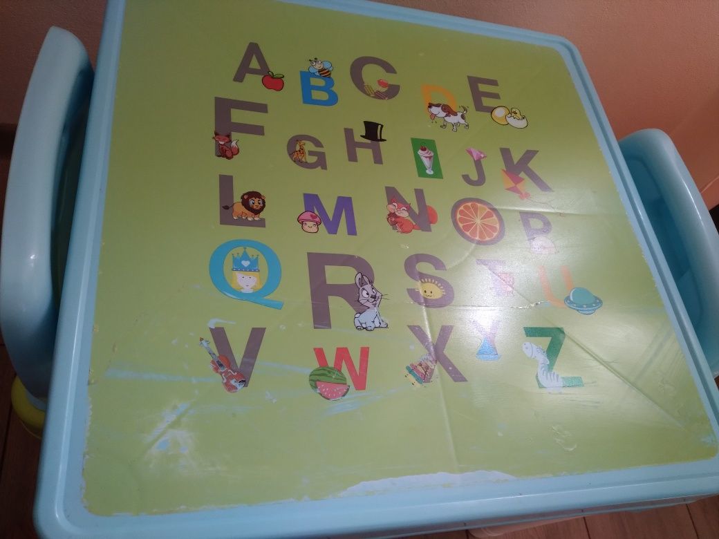 Stolik z dwoma krzesłami dla dziecka stół krzesła
