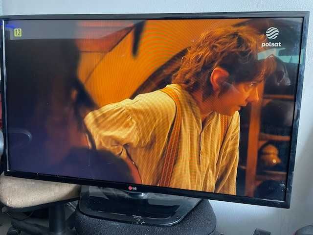 Telewizor LG 42"LN5400 FullHD/100Hz/USB/2xHDMI/DVB-T/C