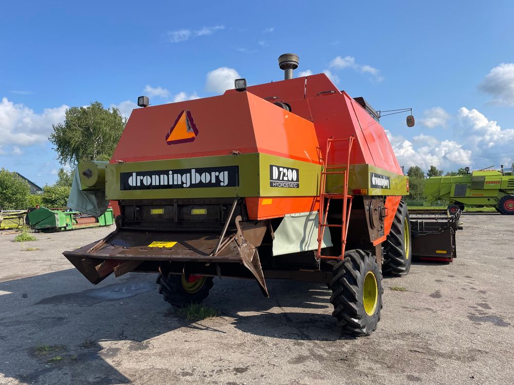 Комбайн Dronningborg D7200| як Massey Ferguson| ГІДРОХІД| 4.3м жатка