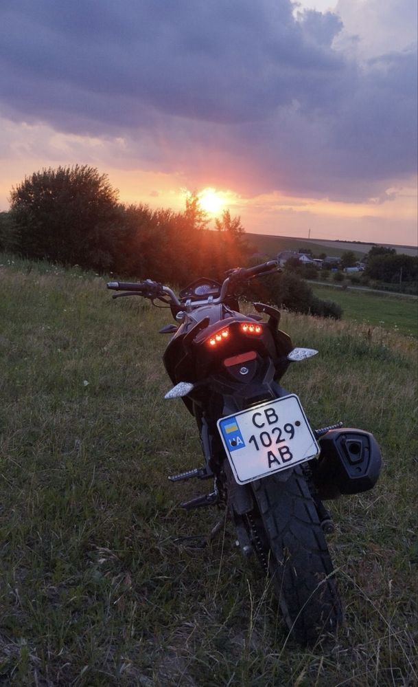Продам   Мотоцикол Loncin250