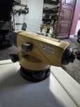 Niwelator optyczny topcon at-b4 okazja 8szt