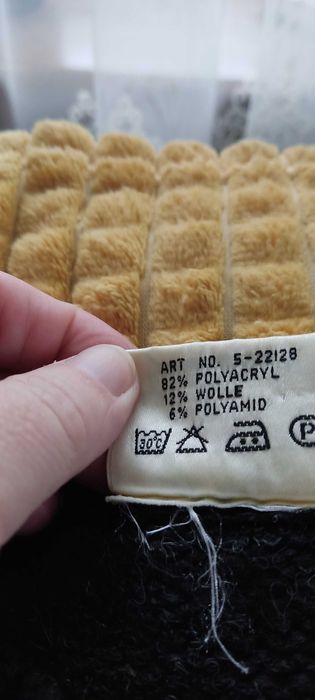 Джемпер с жемчугом.  Австрия р.54-56