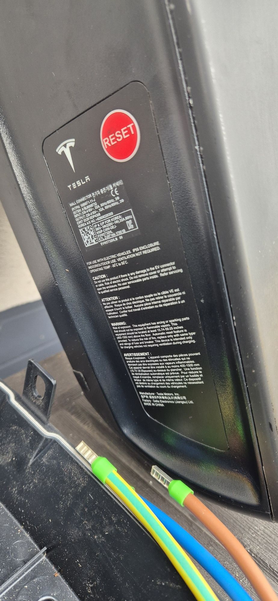 Tesla Wollbox Ładowarka