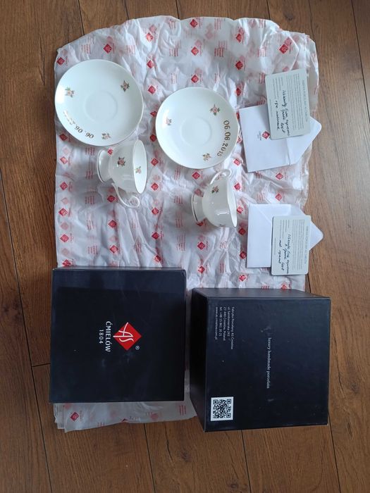 Ćmielów filiżanki podstawki grawer