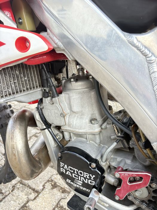 Cr 250r RC/Valve