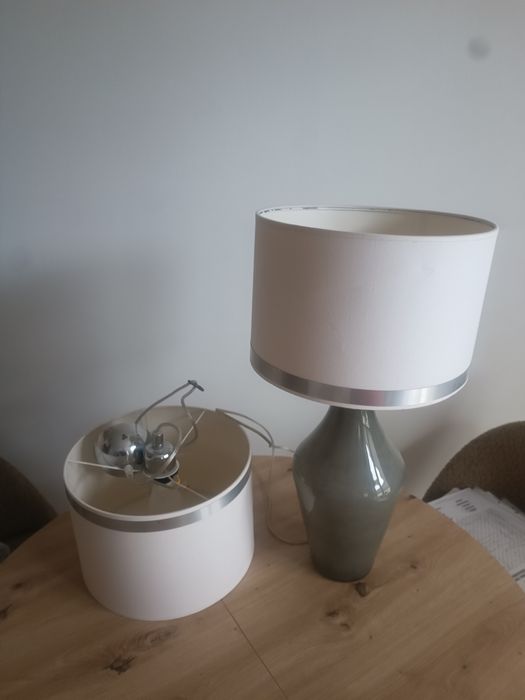 Zestaw lampa i klosz