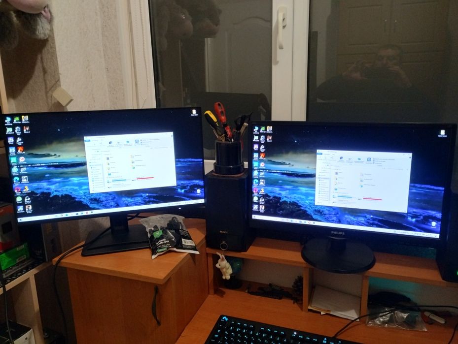 Монитор Philips 243v5q