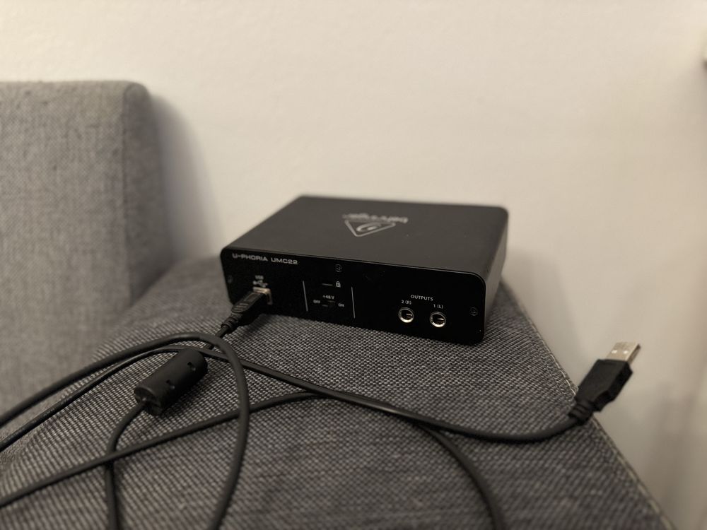 Interfejs audio Behringer u-phoria UMC22