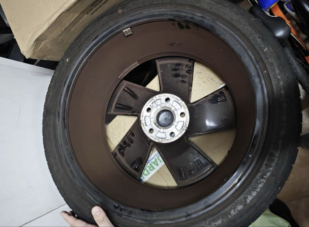 Jantes ORIGINAIS VW Golf GTI c/pneus semi novos!