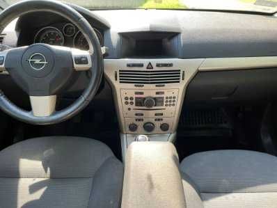 Opel Astra combi 2007r 1.6 benz z gazem