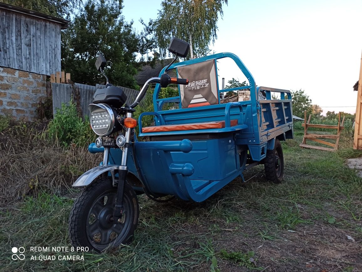 Електоскутер трьохколісний вантажний Вольта Крафтер