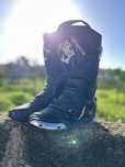 Botas bela rigorosamente novas