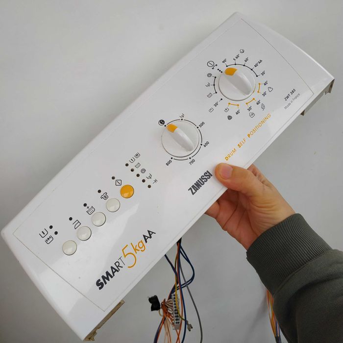 Модуль управления стиральной машины Zanussi ZWT 385 (рабочий)