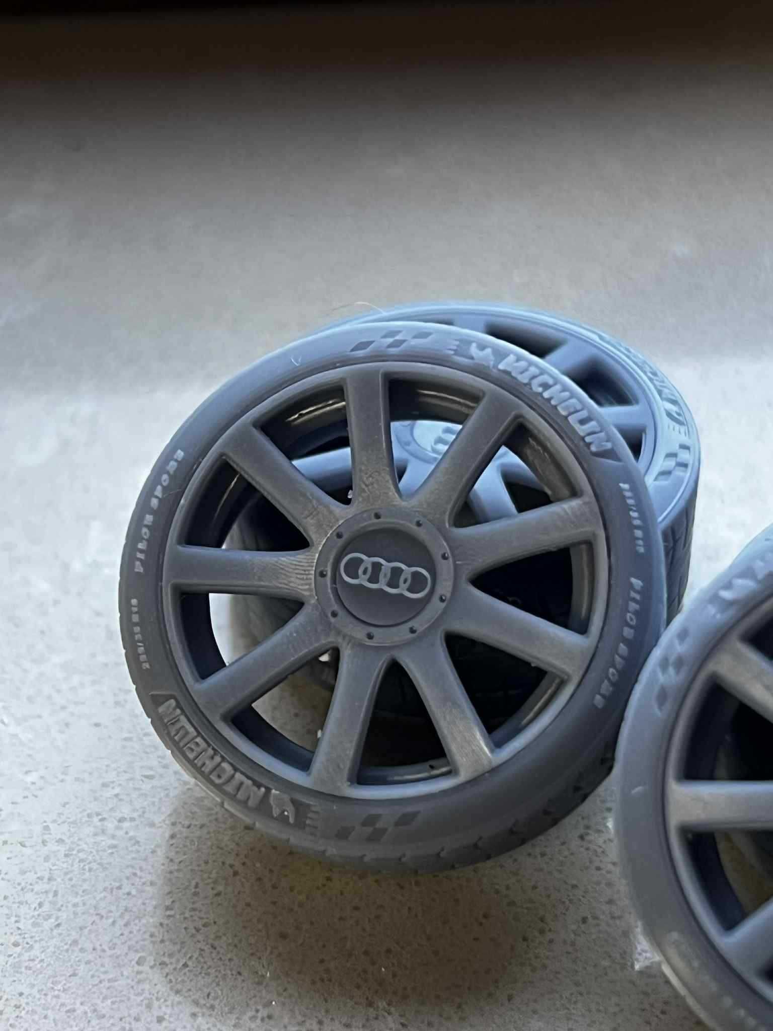 Zestaw kół do Audi RS5 w skali 1/18 Otto mobile
