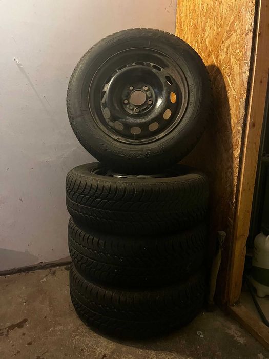 Sprzedam opony zimowe Dębica Frigo 195/65/15