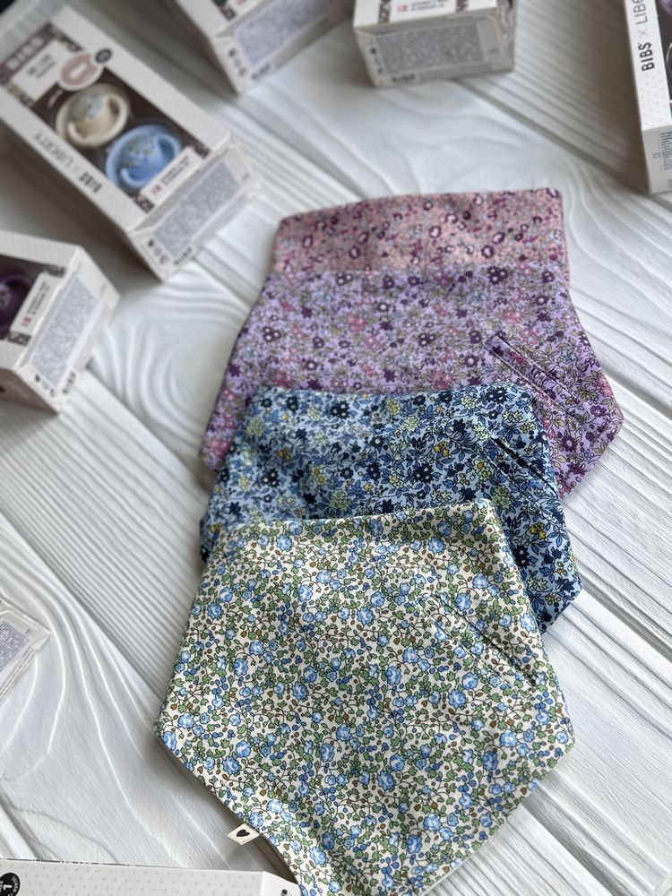 Бібс Bibs Liberty пустушки та бандани
