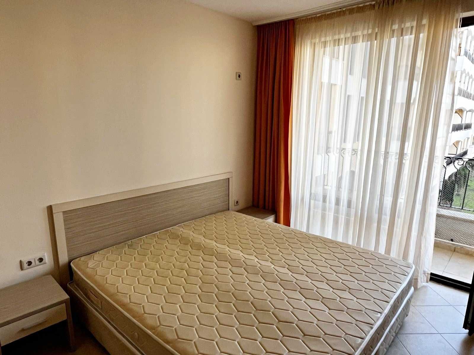 Продам 3-кімнатну квартиру Болгарія Сонячний Берег