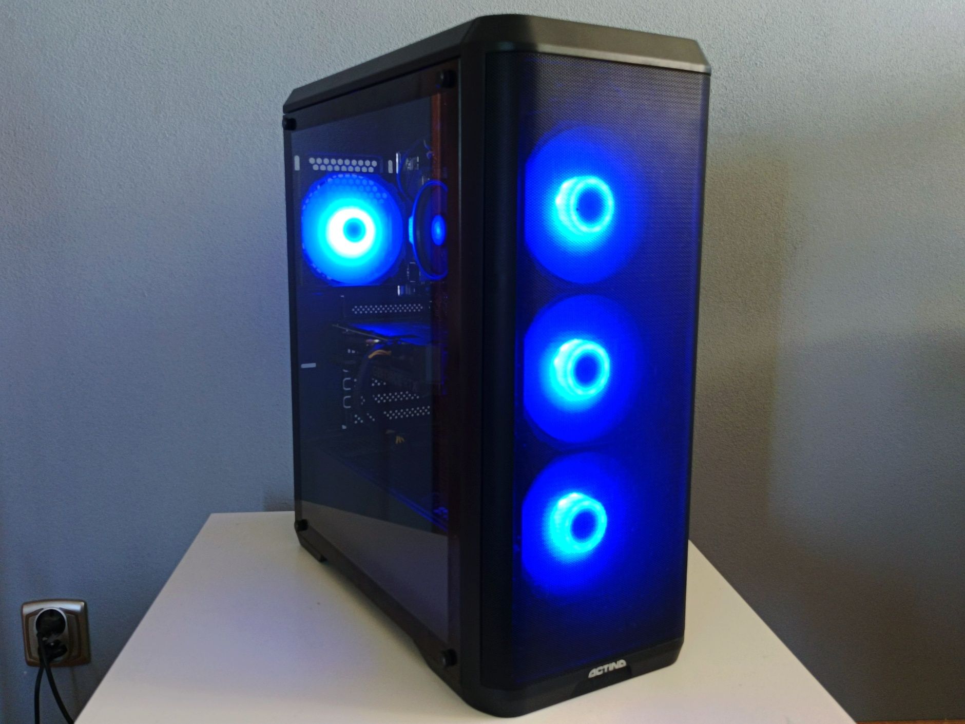 RTX 4060/Ryzen 5 3600/16GB 3200MHz/SSD M.2 + HDD/Komputer Gamingowy