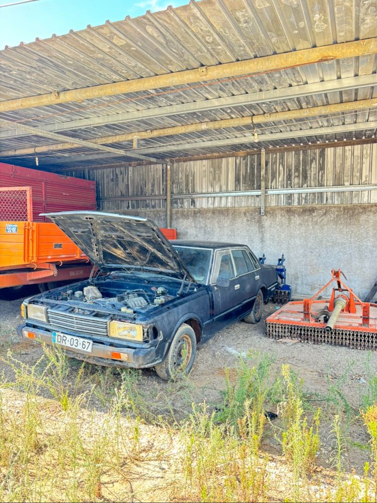 2 Datsun Cedric 280C