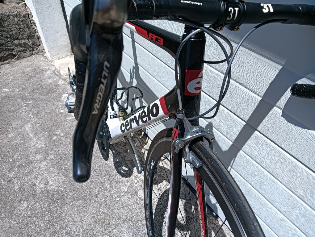 Bicicleta de Estrada Cervélo R3
