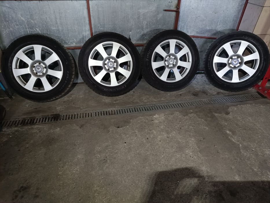 Ładne koła alusy plus opony zimowe 17