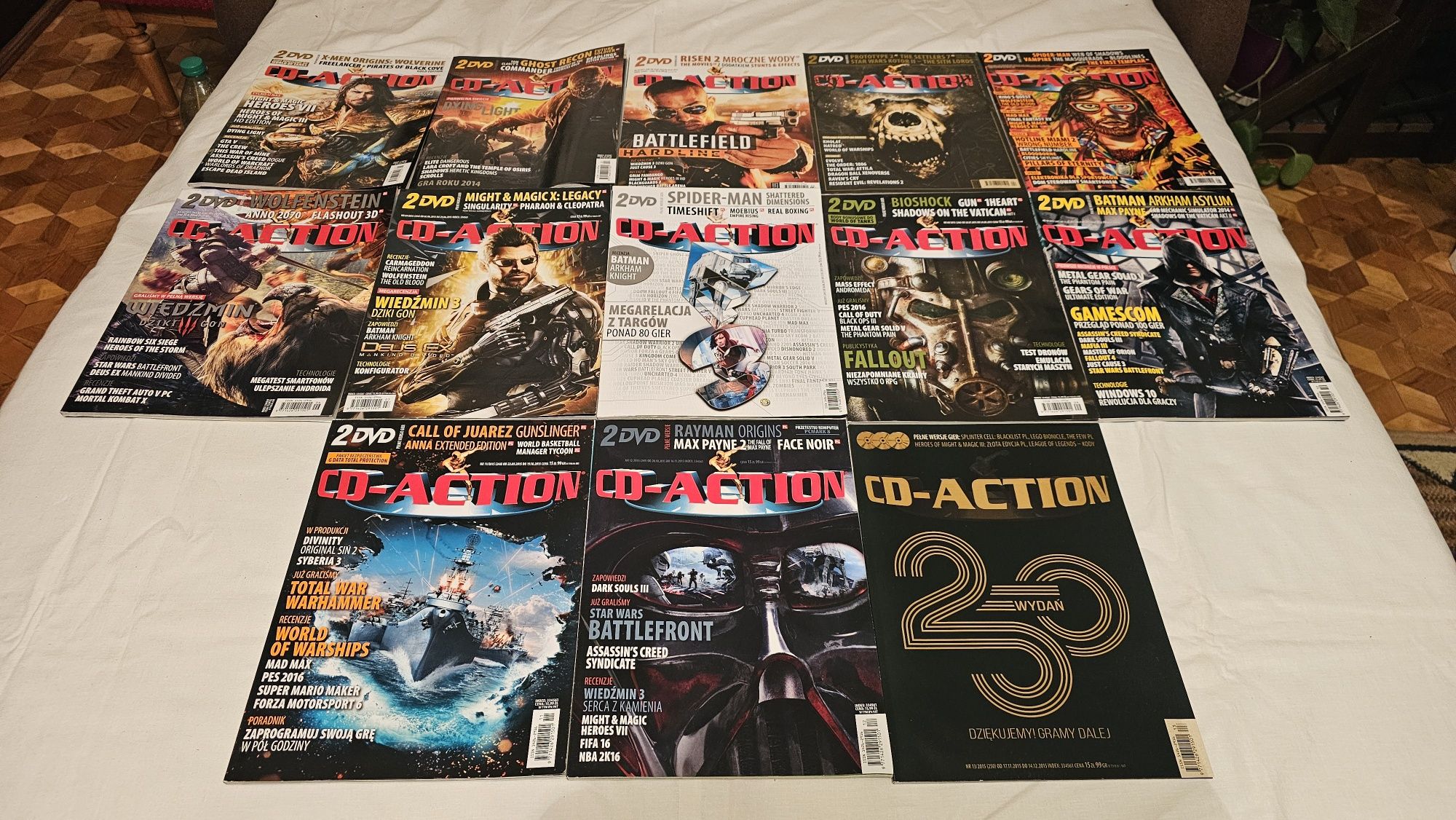 Sprzedam cały rocznik Cd-action z 2015 roku . 13 numerów .