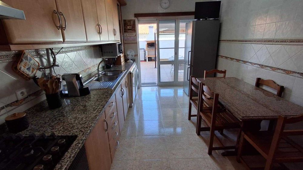 Apartamento T3+TERRAÇO a 45MIN DE LISBOA