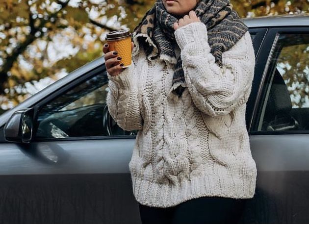 В’язаний светр Zara оверсайз молочний