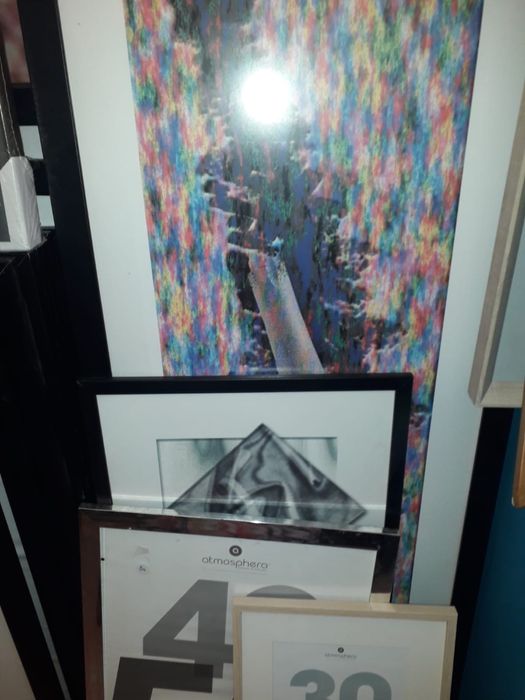 Quadros molduras e espelhos variados