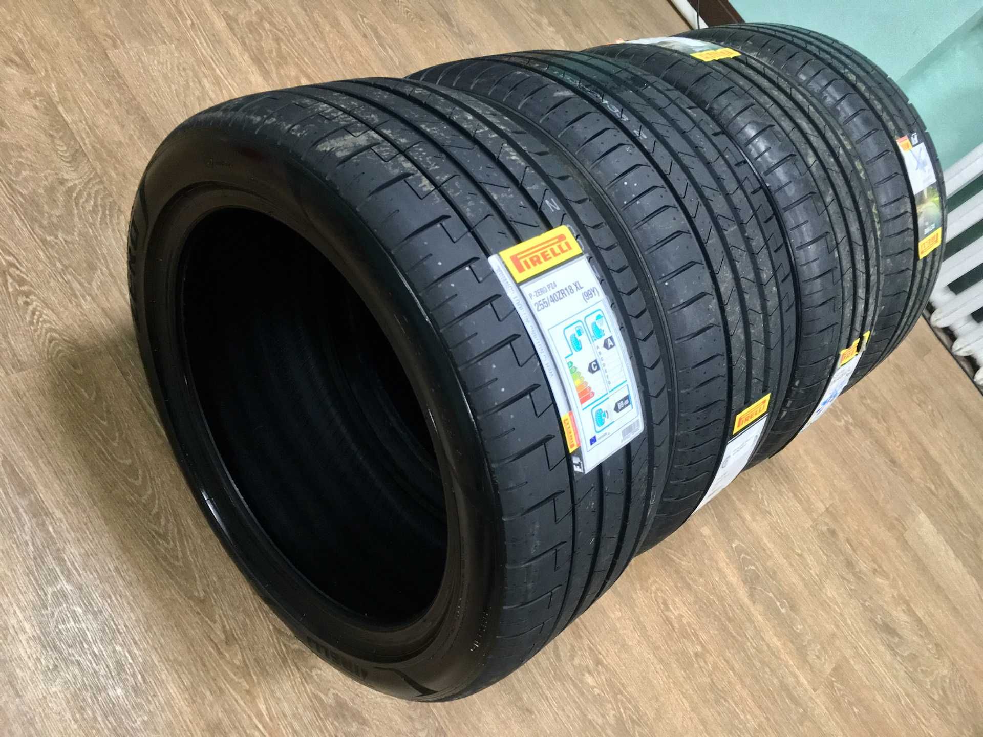 Купити різношорокий комплект шин гуми резини 155/70 R19 + 175/60/19