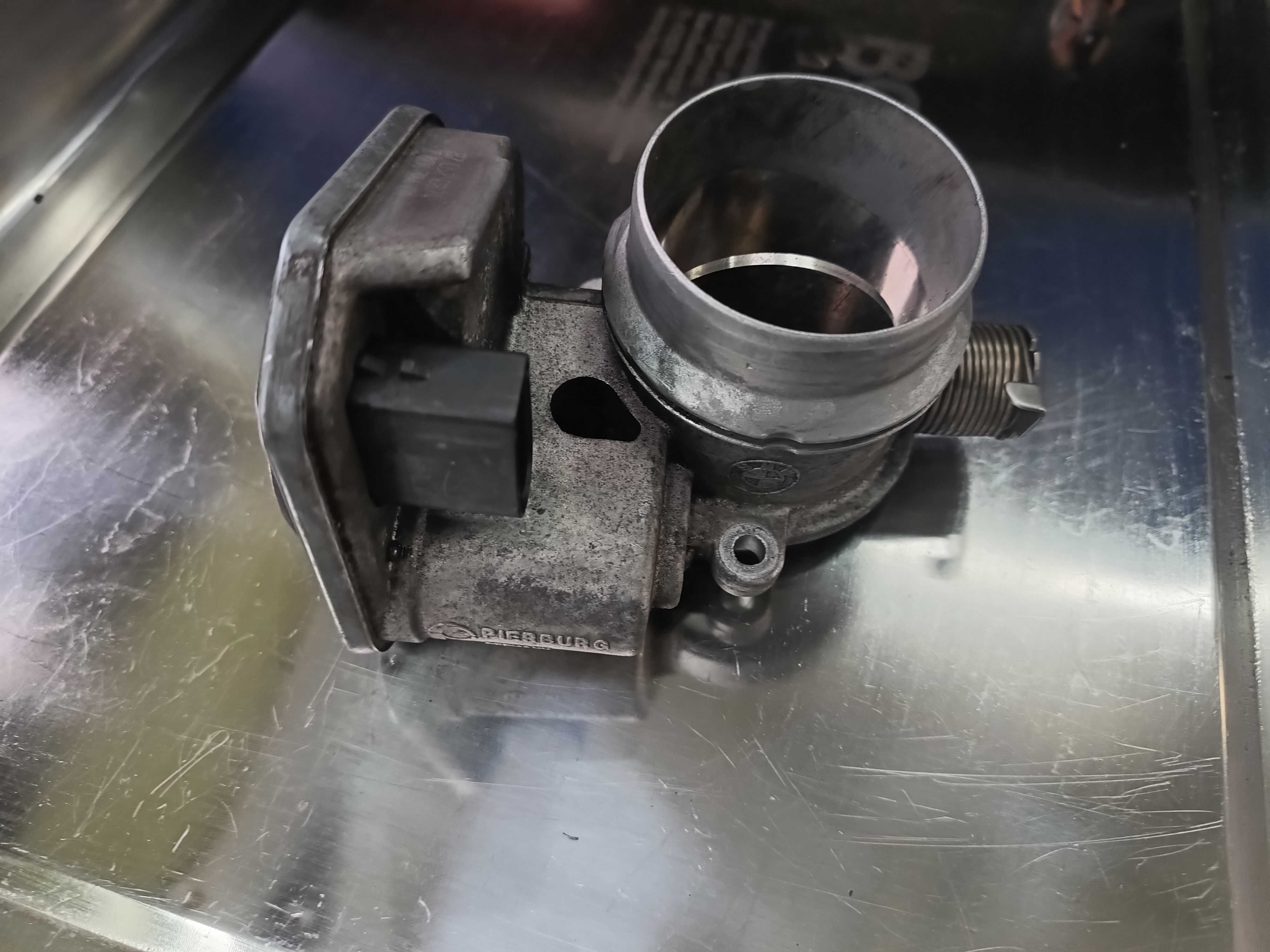 BMW E87 E60 E90 X3 X5 2.0D M47 3.0D M57 Przepustnica