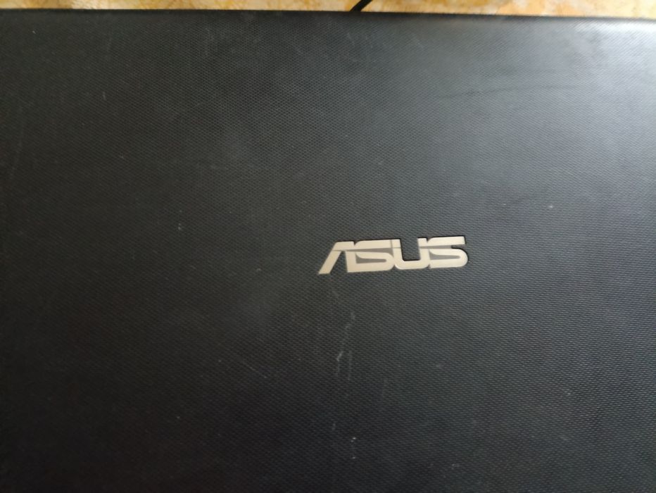 Ноутбук Asus потребує ремонту