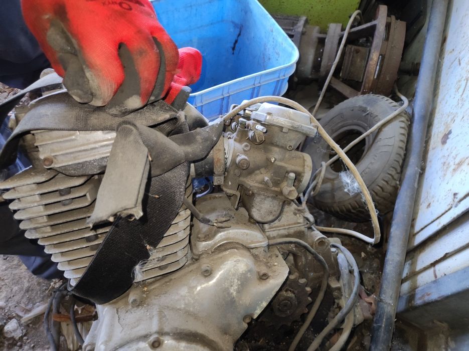 Silnik motocyklowy Yamaha Honda BMW skrzynia biegów zabytki