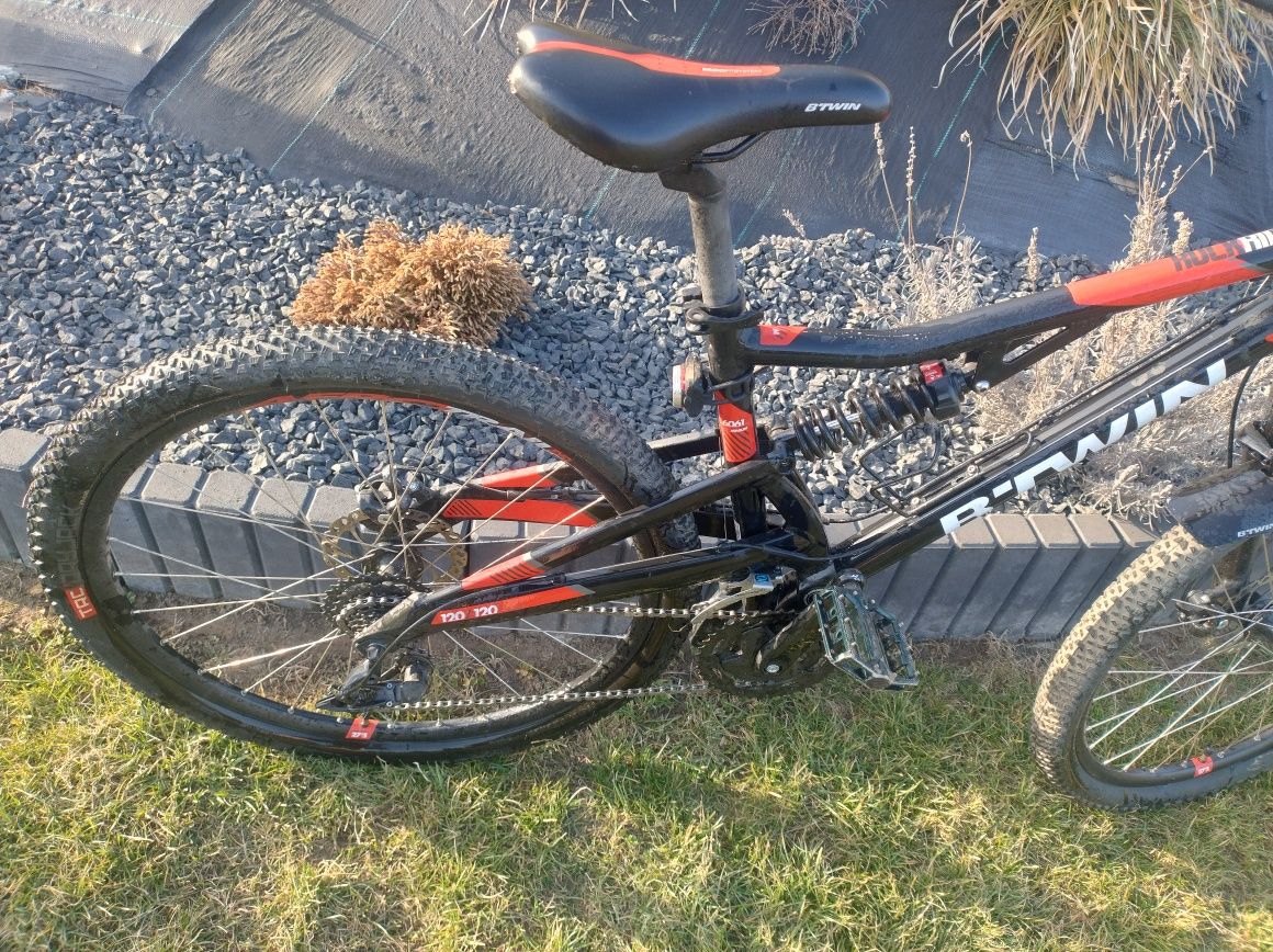 B-twin Rockrider 520s