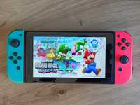 Ładne Nintendo Switch V2 na gwarancji + szkło + pad