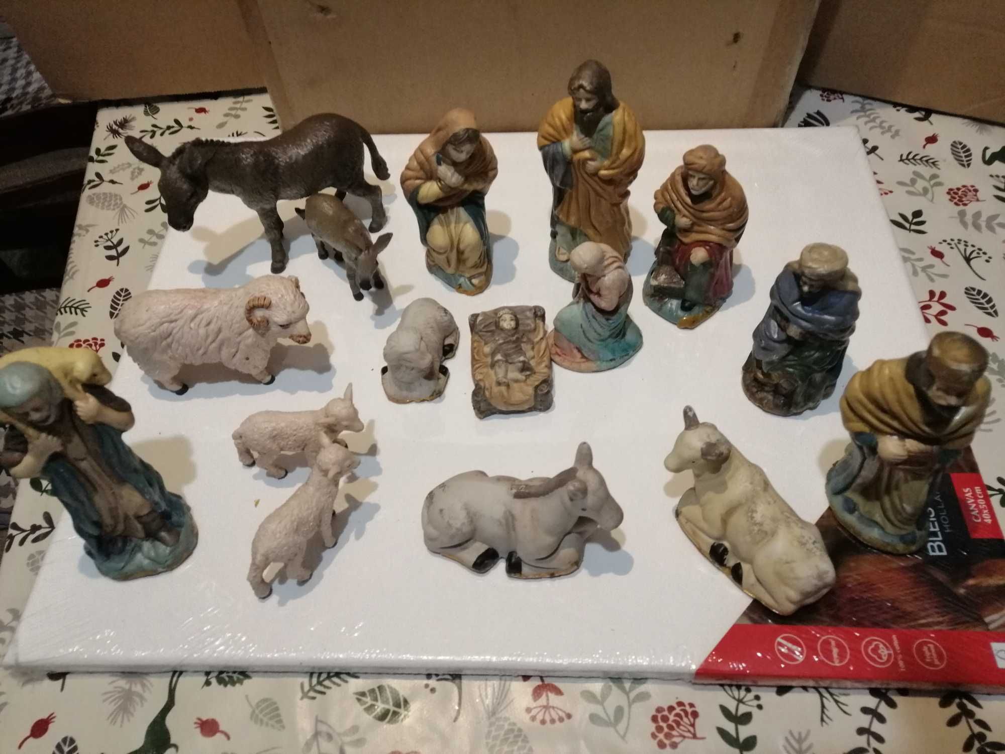 sliczne figurki do szopki 15 cm,16 czesci