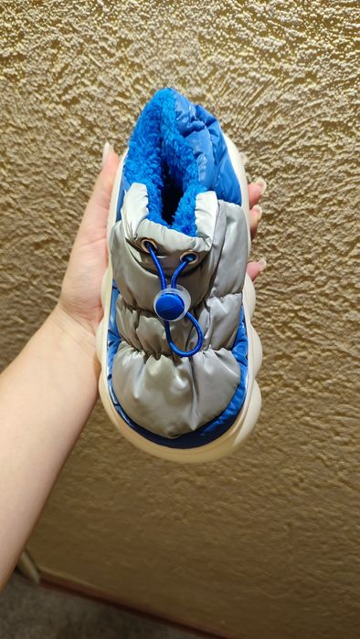 Дитячі тапулі, тапки, черевики, капці