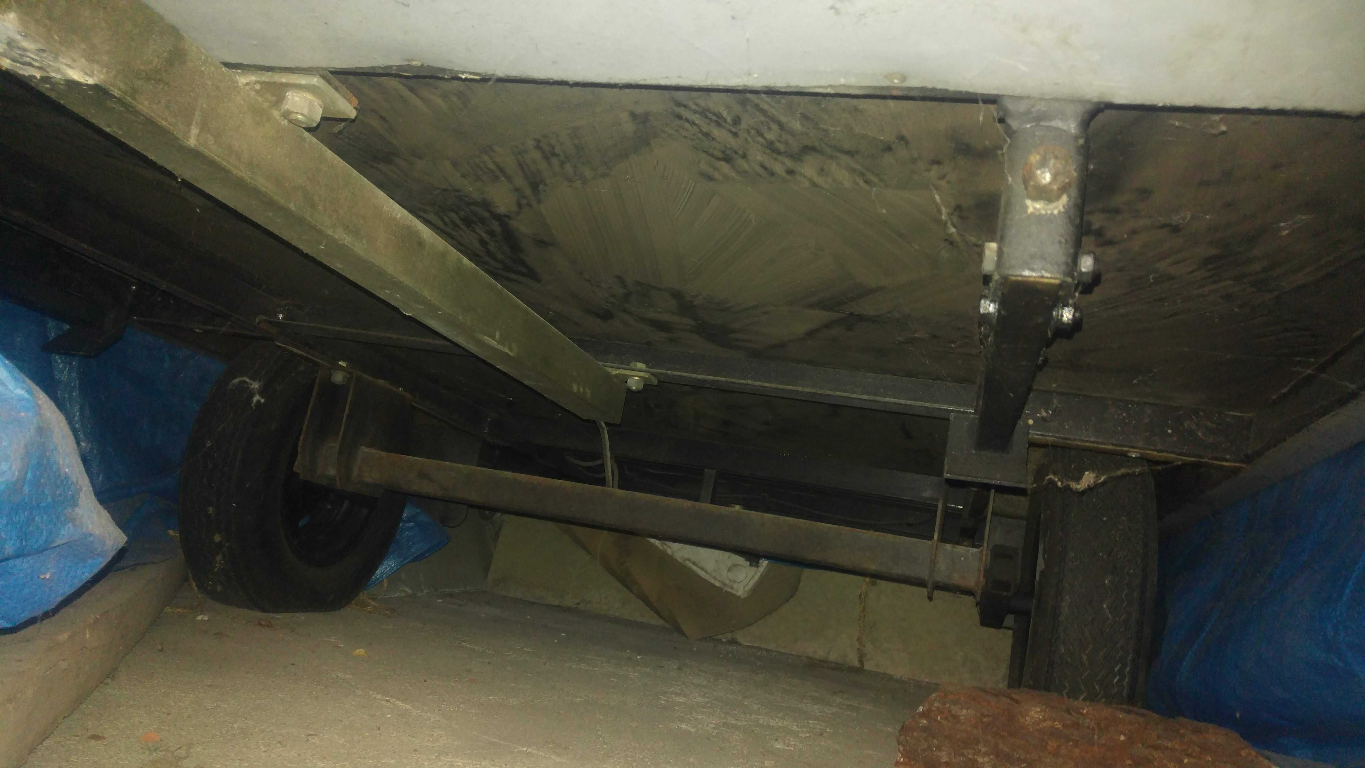 auto tenda Saurium