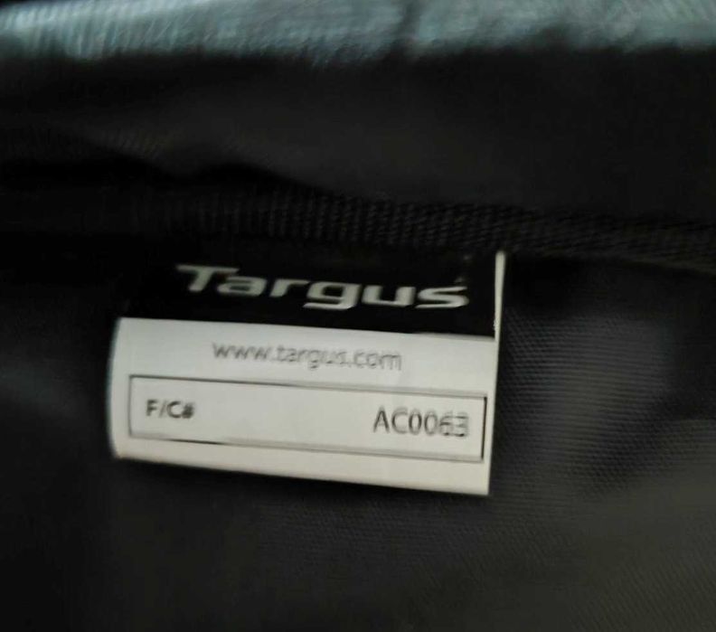 Сумка для ноутбука TARGUS нова