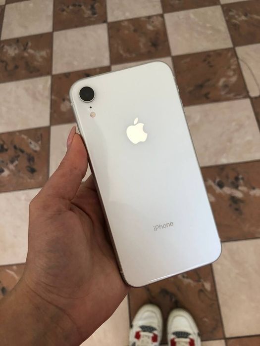 iPhone XR 128 Гб