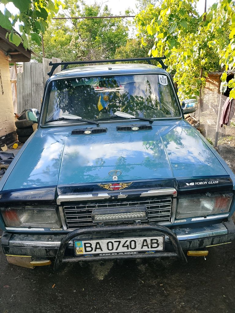 Автомобіль Ваз 2107