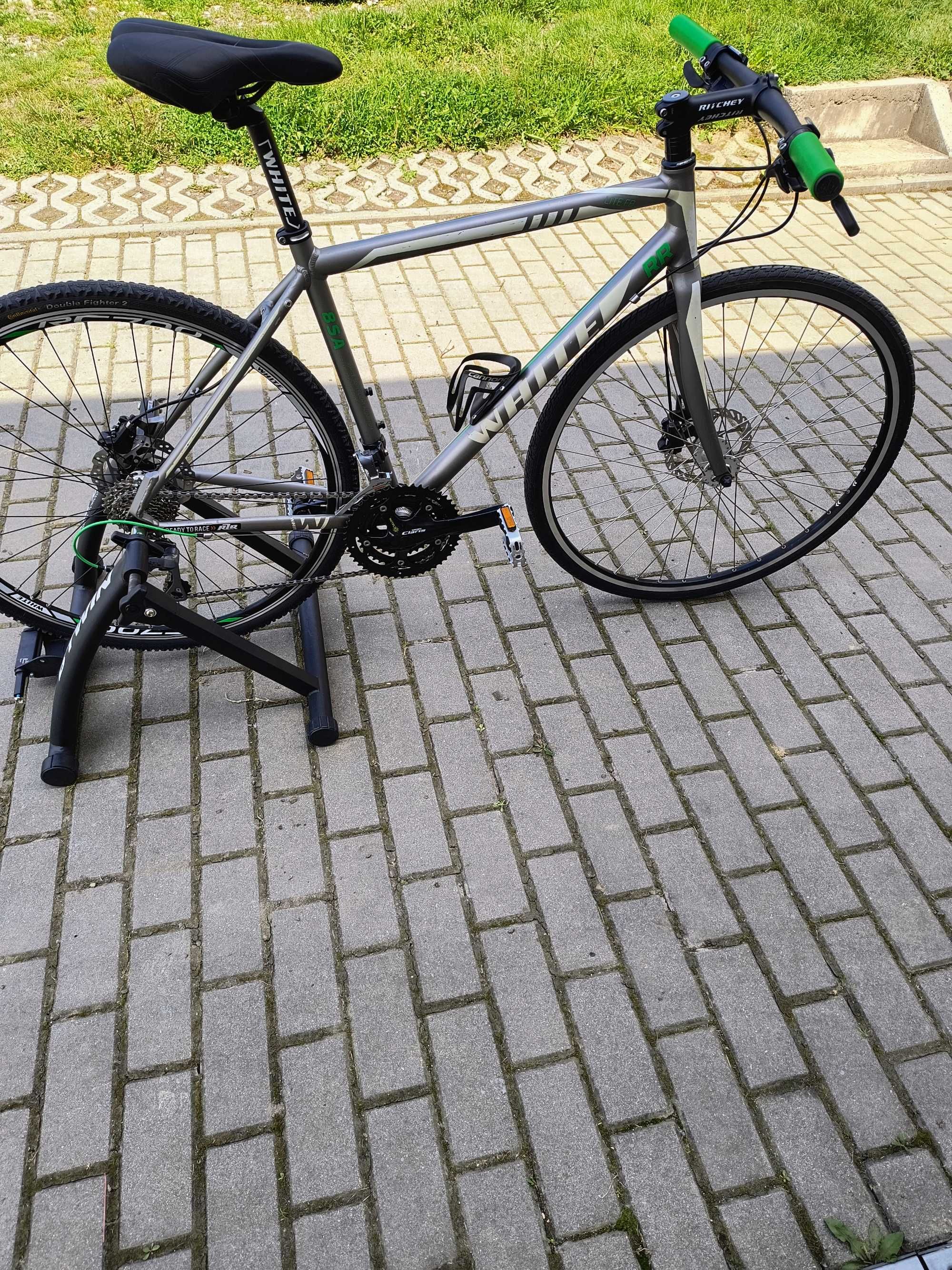 Rower White RR koła 28