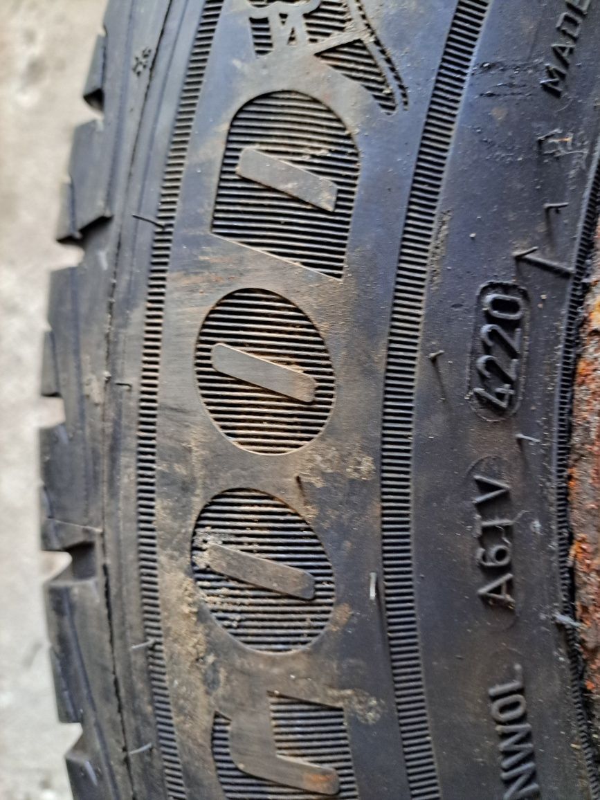 Opona z felgą (zapas) GODDYEAR  215/65 R16c  VIVARO,TRAFIC